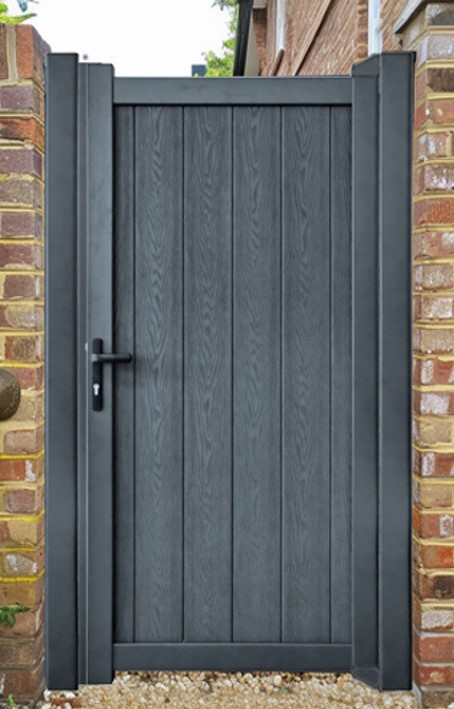 WPC Composite Fence Maintenance Guide in Lenters Mill, Fulshear TX